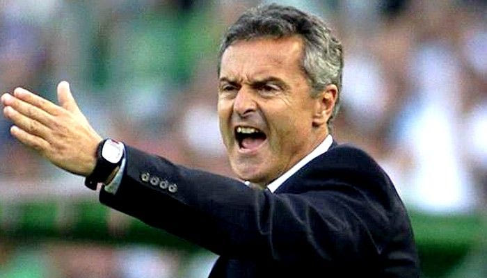 Διαψεύδει ο Ολυμπιακός για Εσκριμπά