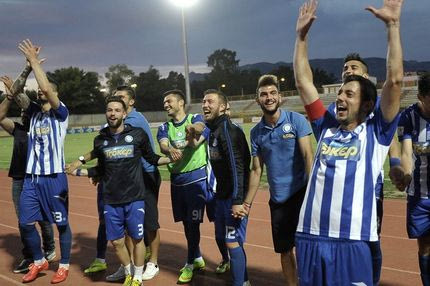 Ξέφρενοι πανηγυρισμοί στο ξενοδοχείο του Ηρακλή
