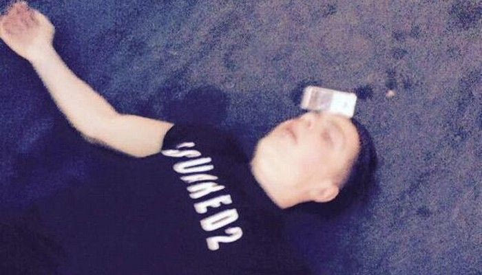 Ποδοσφαιριστής της Άστον Βίλα κοιμάται μεθυσμένος στη μέση του πουθενά