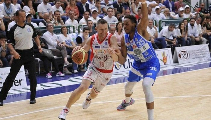 Ένα βήμα από τον τίτλο η Ρέτζιο Εμίλια