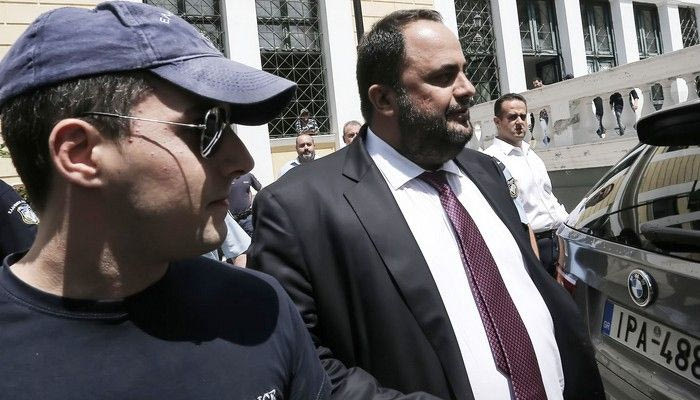 Μαρινάκης: “Παραμένω πρόεδρος και εγγυητής του Ολυμπιακού”