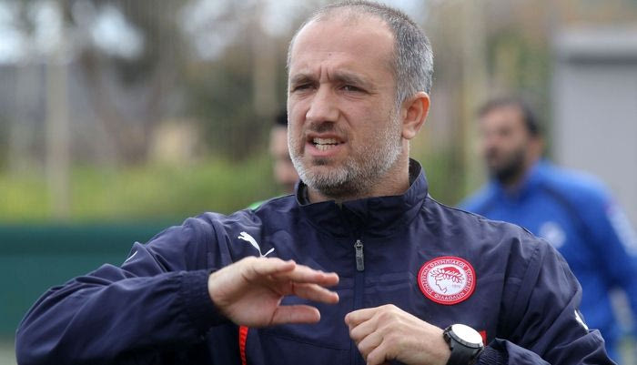 Μαυρογενίδης: “Τους μαθαίνουμε τι είναι Ολυμπιακός”