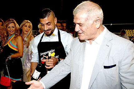 Μελισσανίδης: “Οι δύο στόχοι της ΑΕΚ”. Τι δώρο έκανε στον Μπάγεβιτς