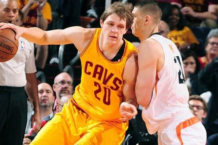 Ο Μοζγκόφ μένει στο Κλίβελαντ