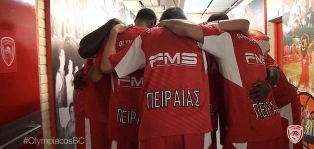 Τελικοί 2015: Ο όρκος νίκης των παικτών του Ολυμπιακού