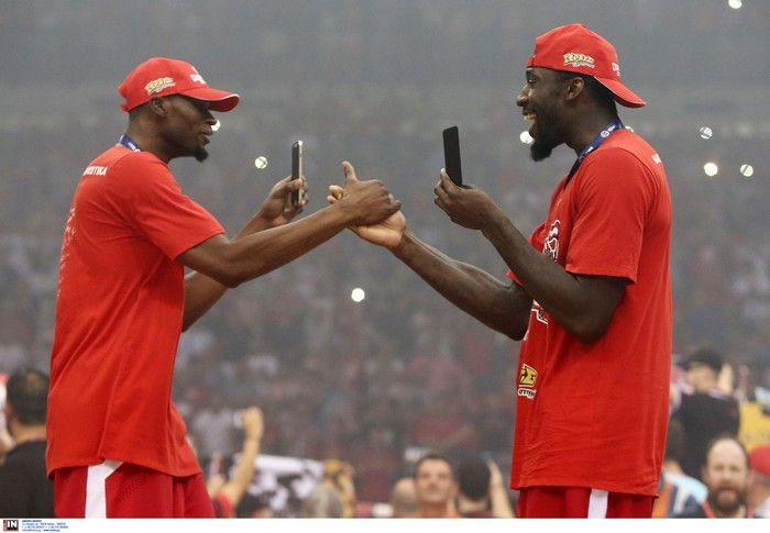 Πετγουέι: “Θα τραγουδήσω πολύ και θα γίνω τοξοβόλος”