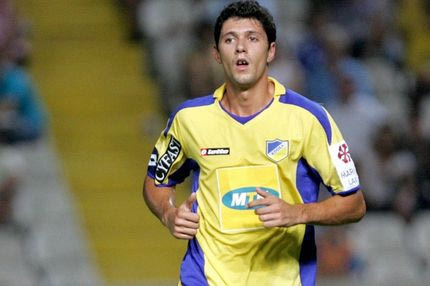 Τρελά… λεφτά για Πίντο στο Κατάρ