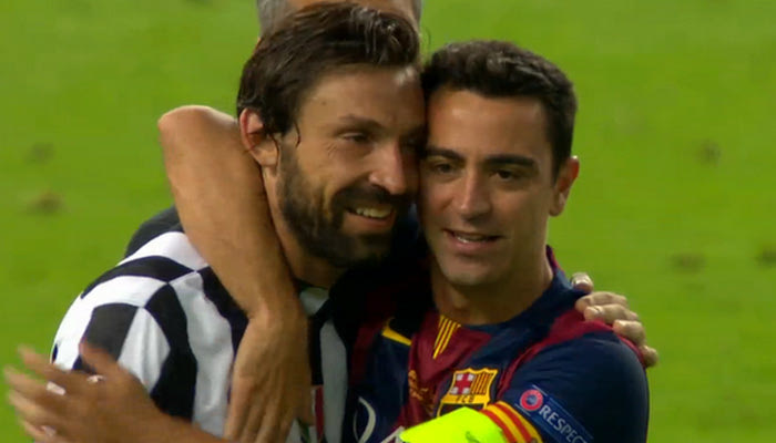 Το μεγαλείο του Πίρλο: Ο εναγκαλισμός με Τσάβι