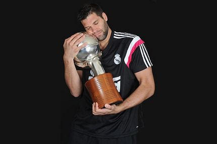 Ρέγες: “Ζω το όνειρό μου…”