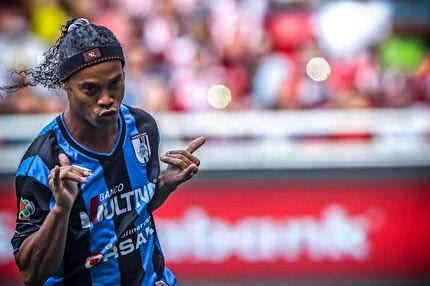 “Πόρτα” του Ροναλντίνιο στη Λέστερ