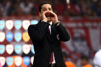 Σφαιρόπουλος: “Τα κεφάλια μέσα και σκληρή δουλειά”