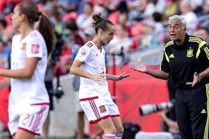 Απίστευτες καταγγελίες: Εξευτέλιζε τις παίκτριες του ο κόουτς της Ισπανίας