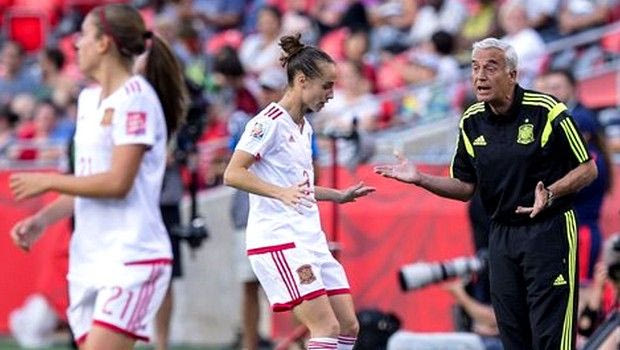 Απίστευτες καταγγελίες: Εξευτέλιζε τις παίκτριες του ο κόουτς της Ισπανίας