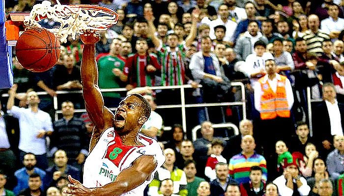 Ντι Τζέι Στρόμπερι: Ο άνθρωπος που σταμάτησε τον Λεμπρόν!