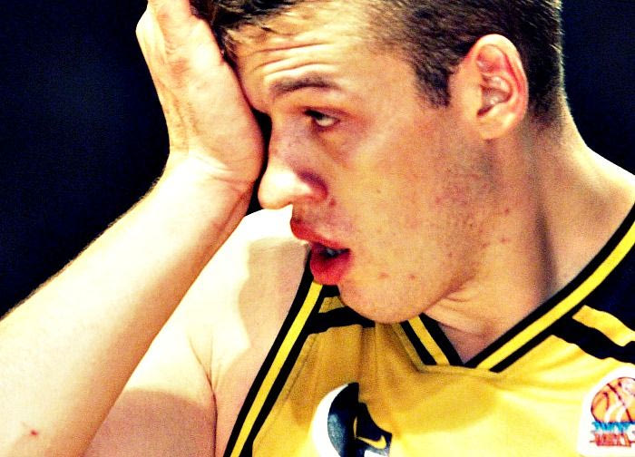 Ιάκωβος Τσακαλίδης: Ο άνθρωπος με τα δύο πρόσωπα!