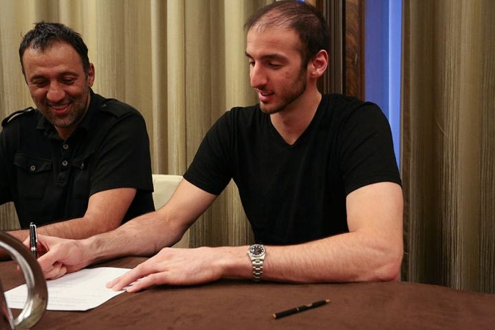 Υπέγραψε στους Σακραμέντο Κινγκς ο Κουφός