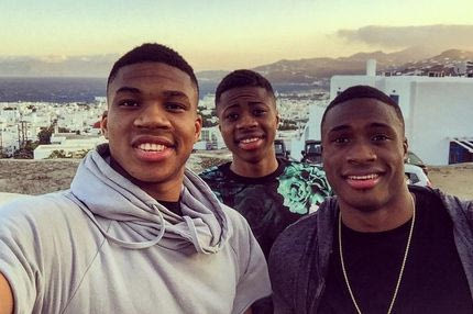 Στη Μύκονο οι Αντετοκούνμπο