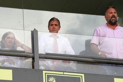 Καυστική ανακοίνωση από Γαλανό