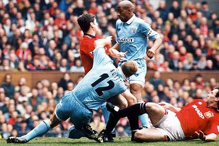 ΣΟΚ: Το λειψό πόδι του Μπαστ 19 χρόνια μετά τον τραυματισμό του