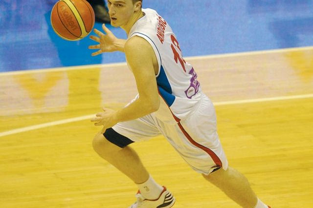 Τα δεδομένα για Αντζούσιτς