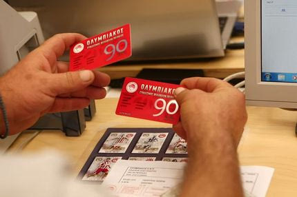 Έφυγαν άλλα 1000 διαρκείας σε μια μέρα στον Ολυμπιακό