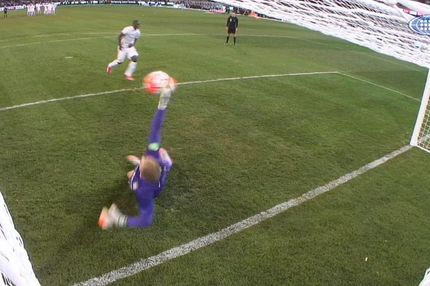 Το αποτυχημένο πέναλτι του Ντουμπιά και η επέμβαση του Χαρτ