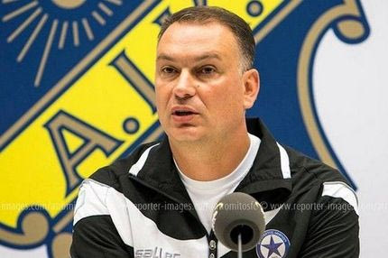 Γρηγορίου: “Μόνο μακαρόνια και κοτόπουλο τρώνε οι παίκτες μου”