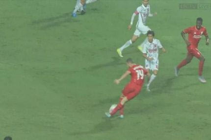 “Μαγική” ασίστ με ραμπόνα από τον Χέντερσον