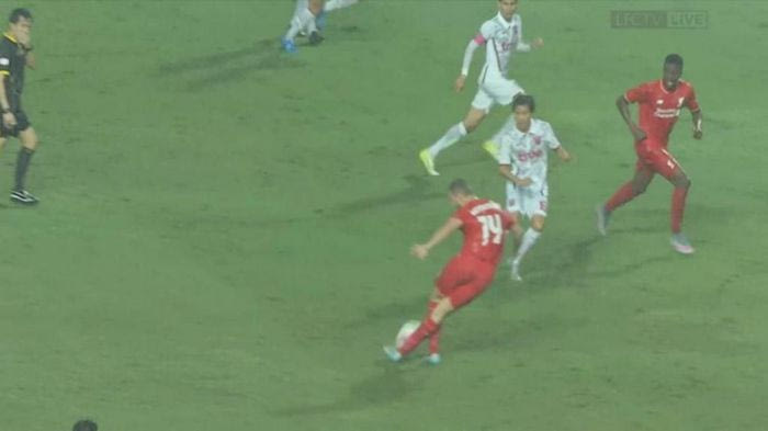 “Μαγική” ασίστ με ραμπόνα από τον Χέντερσον