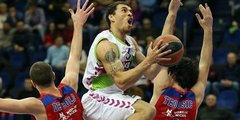Ο Περάσοβιτς κράτησε τον Τζέιμς στην Μπασκόνια