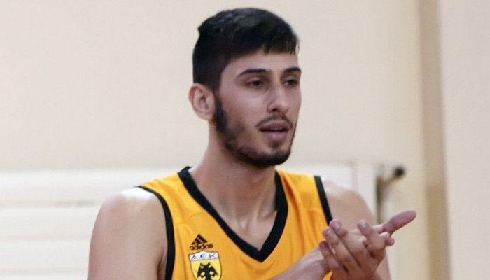 Η ΑΕΚ έστειλε τον Καμπερίδη στο Ρέθυμνο