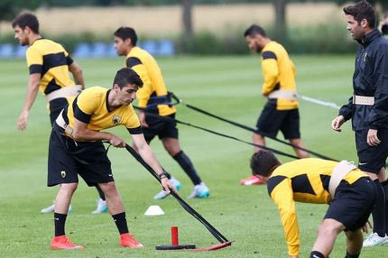 Χαμόγελα στην ΑΕΚ: Ξανά με την ομάδα ο Μάνταλος