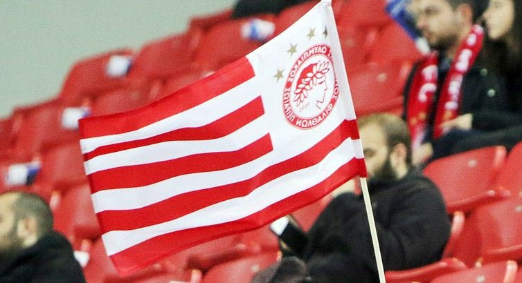 Οι νέες φανέλες του Ολυμπιακού έχουν κάτι…άλλο