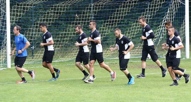 Ενοχλήσεις ο Μάρτενς, το βάρος ξανά στην τακτική