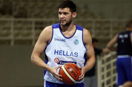 Διάψευση Παπανικολάου: “Είμαι παίκτης των Νάγκετς”