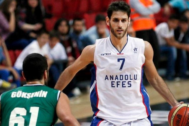 Ο Περπέρογλου καταλήγει στην Μπαρτσελόνα