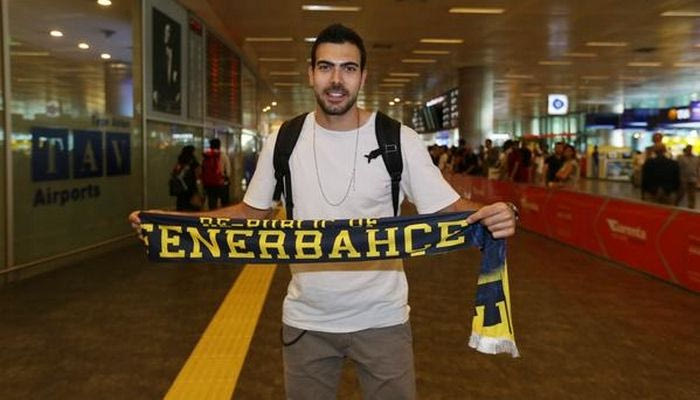 Στην Κωνσταντινούπολη Σλούκας και Άντιτς