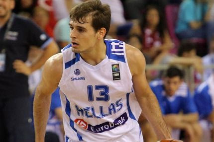 Εκανε επίσημη την απόκτηση του Σταμάτη