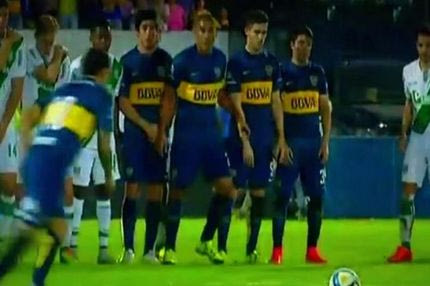 Το πρώτο γκολ του Τέβες με Μπόκα: Άγαλμα ο γκολκίπερ