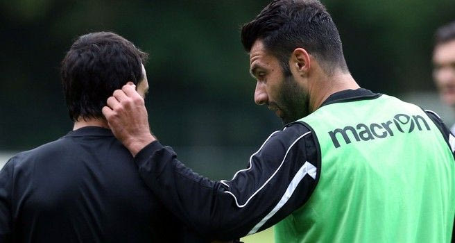 Στιγμιαία ένταση μεταξύ Τζαβέλλα και Περέιρα στην προπόνηση του ΠΑΟΚ