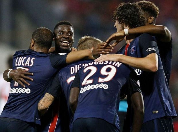 Νίκη με ανατροπή για Παρί κόντρα σε Μπενφίκα