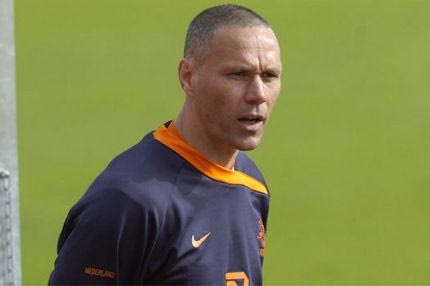 Βοηθός προπονητή στην Ολλανδία ο Φαν Μπάστεν