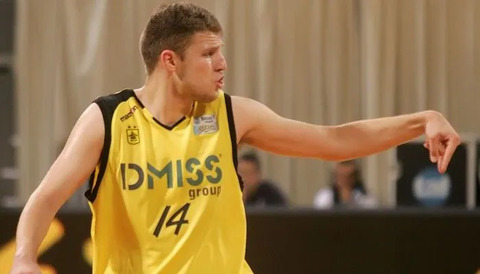 Η Μπαρτσελόνα έκανε δικό της τον Βεζένκοφ