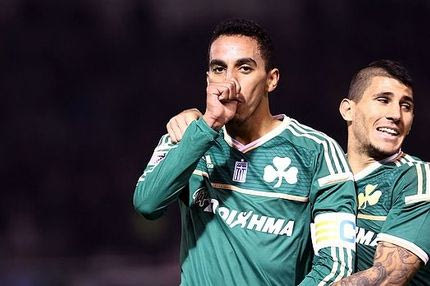 Η φάρσα του Καρέλη στον Ζέκα