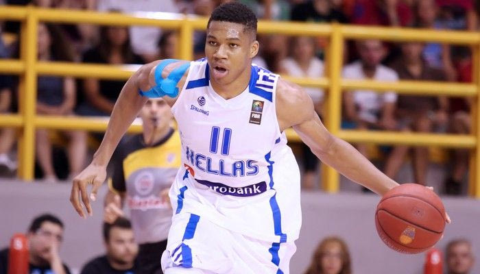 Η οικογενειακή φωτογραφία του… πιτσιρικά Αντετοκούνμπο