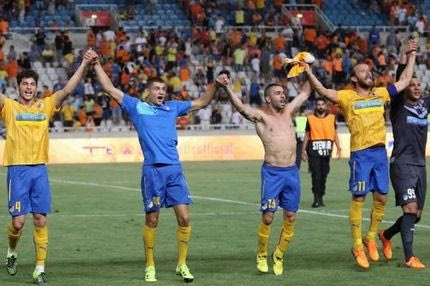 3ος γύρος: Πρόκριση παρά την ήττα για ΑΠΟΕΛ, αποκλεισμός-σοκ για Άγιαξ