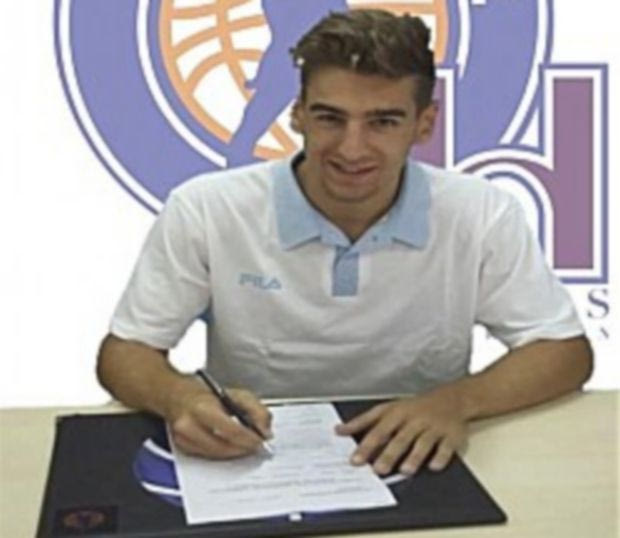 Επέστρεψε στον Κολοσσό ο Αγγελάκος