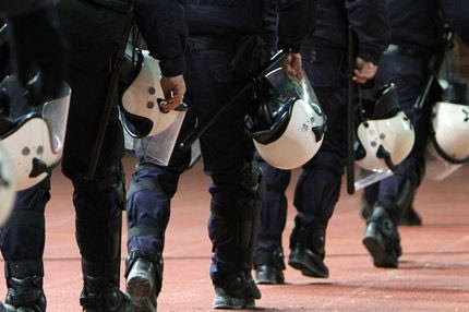 Ένταση και δακρυγόνα στο ΟΑΚΑ