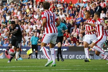 Τρομερή γκολάρα ο Κουτίνιο