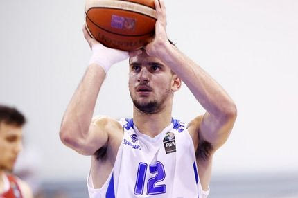 Δίπλαρος: “Συγγνώμη, είμαι μικρός ακόμα και θα μάθω”